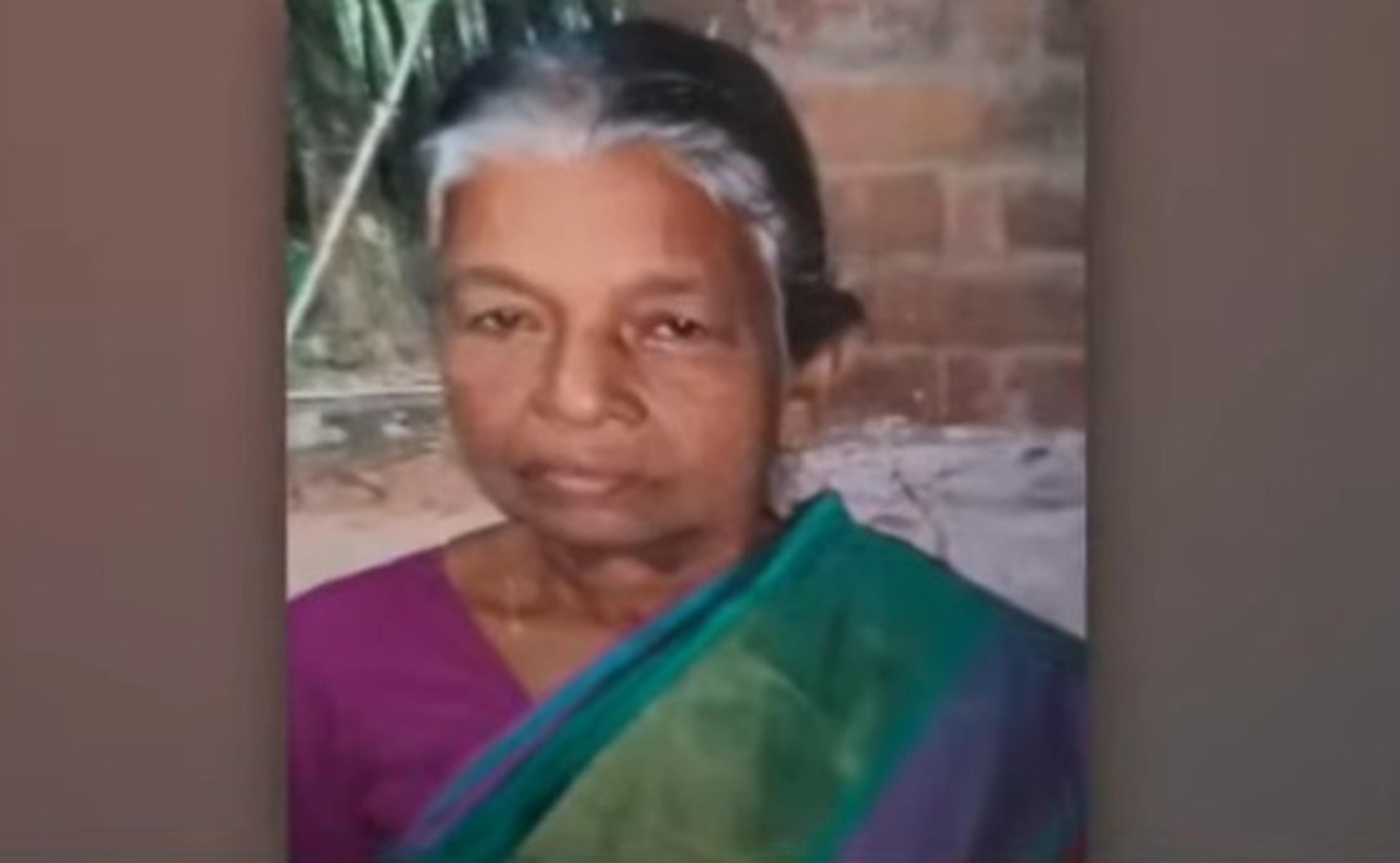 ഫോട്ടോ എടുക്കാന് നില്ക്കുന്നതിനിടെ കാട്ടാന ആക്രമണം; കൊല്ലത്ത് വയോധികയ്ക്ക് ദാരുണാന്ത്യം