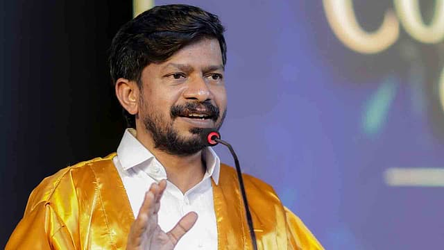'കായിക മേളകള്‍ക്ക് സുരക്ഷാ പ്രോട്ടോക്കോള്‍ വരുന്നു'; നീന്തല്‍ മത്സര പന്തല്‍ തകര്‍ന്നതില്‍ അന്വേഷണം നടത്തുമെന്ന് മന്ത്രി ജനീഷ്