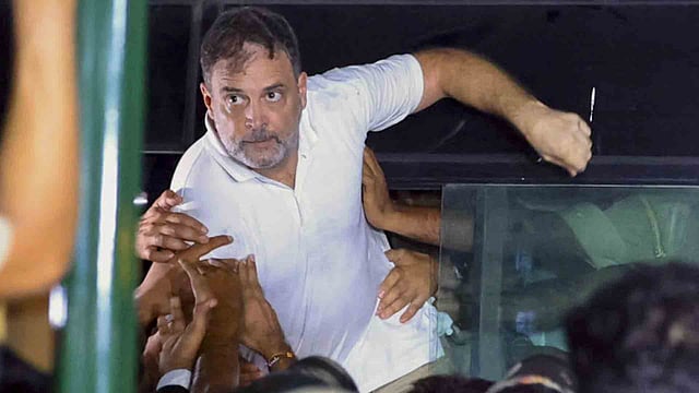 രാഹുലിന്റെയും പ്രിയങ്കയുടേയും അറസ്റ്റ്: നാളെ സംസ്ഥാനത്ത് കോണ്‍ഗ്രസ് പ്രതിഷേധം