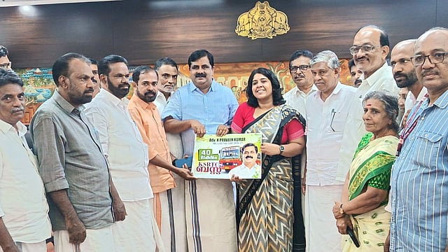 കെഎസ്ആര്‍ടിസിക്ക് വീണ്ടും ബസ്; ഇത്തവണ എംഎല്‍എ ഫണ്ടിലൂടെ; തുടക്കമിട്ട് പ്രവീണ്‍ കുമാര്‍