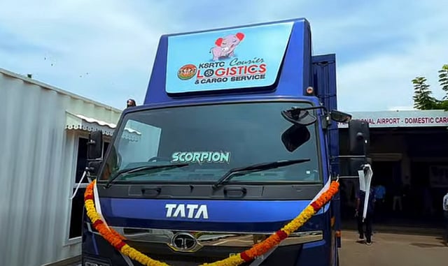 ആദ്യ ട്രക്കില്‍ കൊണ്ടുപോയത് ഒരു ടണ്‍ മൊബൈല്‍ ഫോണുകള്‍; മിതമായ നിരക്ക്; കെഎസ്ആര്‍ടിസി കാര്‍ഗോ സര്‍വീസ് തുടങ്ങി