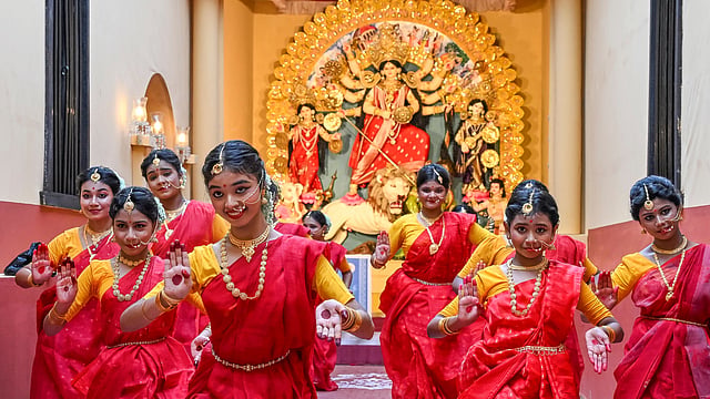 അരിയാഹാരം ഒരു നേരം മാത്രം, ബ്രഹ്മചര്യം നിര്‍ബന്ധം;  നവരാത്രി വ്രതം ആചരിക്കേണ്ടതെങ്ങനെ?
