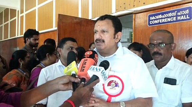 കേരളത്തിന് എയിംസ് അനുവദിക്കാതിരിക്കാൻ സുരേഷ് ഗോപിയുടെ ശ്രമം;  കെ മുരളീധരൻ

