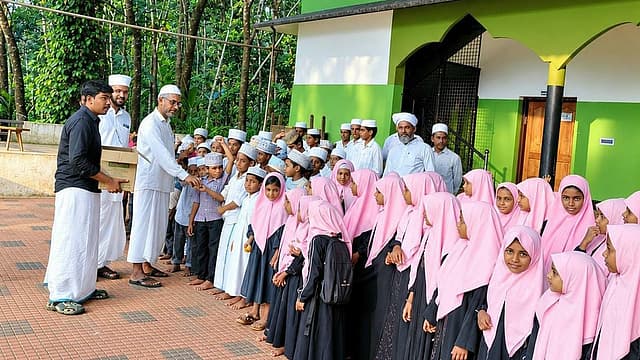 45 വർഷത്തെ കാത്തിരിപ്പിന് വിരാമം; എലമ്പ്രയിൽ സ്കൂൾ യാഥാർത്ഥ്യമാകുന്നു