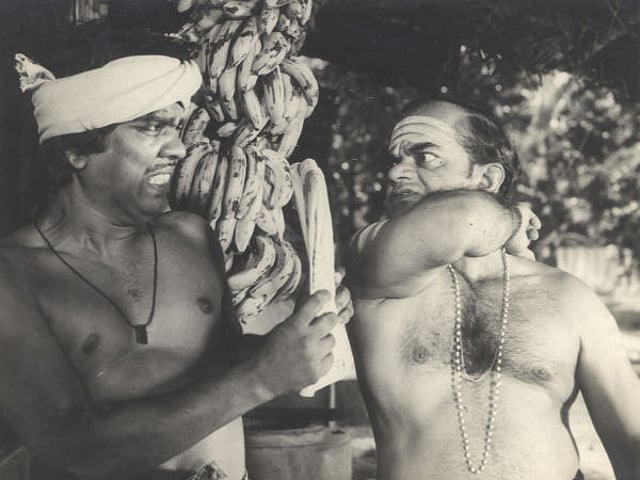 മാള അരവിന്ദനൊപ്പം ശങ്കരാടി