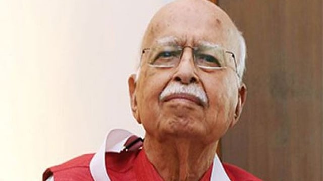 നെഞ്ചില് അണുബാധ; ബിജെപി നേതാവ് എല്കെ അഡ്വാനി ആശുപത്രിയില്