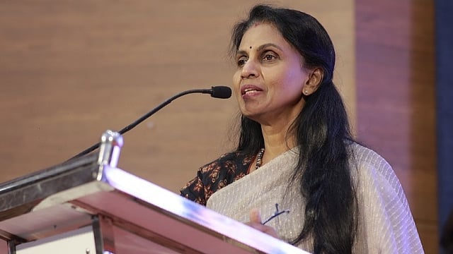 രാഹുല്‍ ഗാന്ധിയെക്കുറിച്ച് പറഞ്ഞാല്‍ കലാപാഹ്വാനം, പ്രധാനമന്ത്രിയെ അധിക്ഷേപിച്ചാല്‍ മാനനഷ്ടക്കേസ്; ഇരട്ട നീതിയെന്ന് ആര്‍ ശ്രീലേഖ
