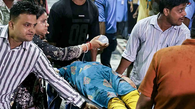 'എന്റെ കണ്മുന്നില് വെച്ചാണ് അമ്മ മരിച്ചത്, ഞാനും ഒരുപക്ഷേ രക്ഷപ്പെടില്ലായിരുന്നു'; നടുക്കം വിട്ടുമാറാതെ മകൻ