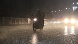 വരുന്നു ഇരട്ട ന്യൂനമര്ദ്ദം; ശനിയാഴ്ച വരെ പരക്കെ ശക്തമായ മഴ, യെല്ലോ അലര്ട്ട്