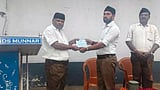 ഗണവേഷമണിഞ്ഞ് മുൻ സിപിഎം എംഎൽഎ എസ് രാജേന്ദ്രൻ; പങ്കെടുത്തത് മൂന്നാറിൽ നടന്ന വിജയദശമി ചടങ്ങിൽ