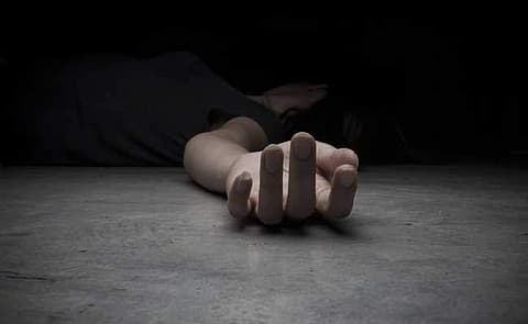 ഉത്തര്‍പ്രദേശില്‍ ദളിത് പെണ്‍കുട്ടി കഴുത്തറുത്ത് കൊല്ലപ്പെട്ട നിലയില്‍: ബലാത്സംഗം നടന്നിട്ടുണ്ടെന്ന് പൊലീസ്