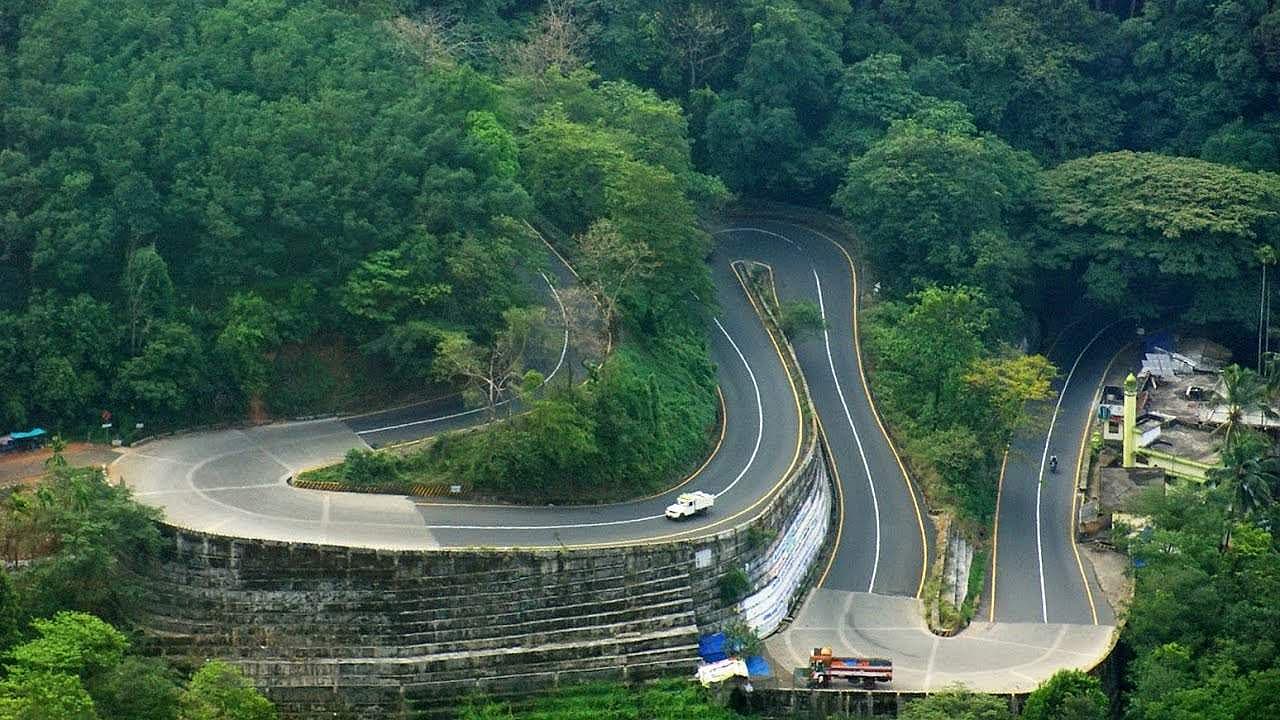 ഒരു ട്രാന്‍സ്‌ഫോമര്‍ യാത്ര; മലപ്പുറത്ത് നിന്ന് വയനാട്ടിലെത്താന്‍ കറങ്ങിയത് തമിഴ്‌നാടും കര്‍ണാടകയും;  800  കിലോമീറ്റര്‍