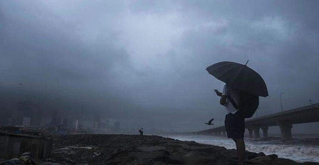 ന്യൂനമര്‍ദ്ദം: ഇന്നും ശക്തമായ മഴ, രണ്ടു ജില്ലകളില്‍ യെല്ലോ അലര്‍ട്ട് 