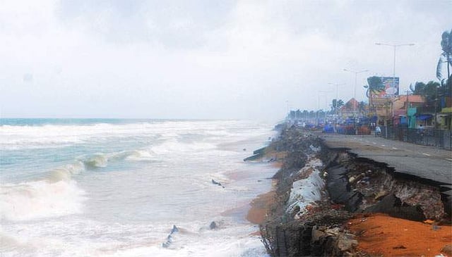 കടല്ക്ഷോഭം ഇനി സവിശേഷ ദുരന്തം, ഉത്തരവിറക്കി സര്ക്കാര്
