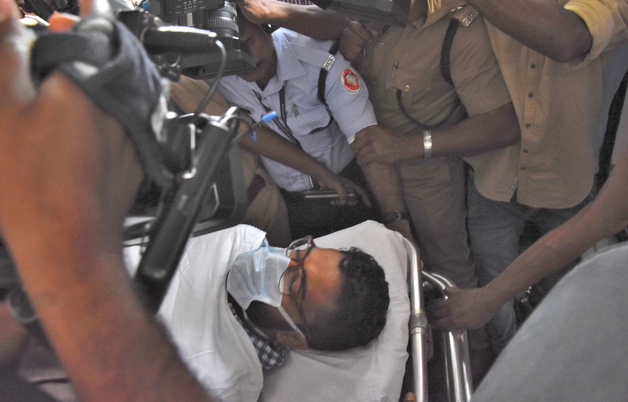 ശ്രീറാമിന് ഡയാലിസിസ് നടത്തിയിട്ടില്ല; കടുത്ത മാനസിക സമ്മര്‍ദ്ദത്തിലെന്ന് മെഡിക്കല്‍ ബോര്‍ഡ്