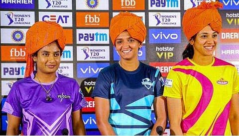 ഐപിഎല്‍ പ്ലേ ഓഫ്‌ പോരാട്ടങ്ങള്‍; വേദികള്‍ പ്രഖ്യാപിച്ച് ബിസിസിഐ; വനിതാ ടി20 ചാലഞ്ച് നവംബര്‍ നാല് മുതല്‍