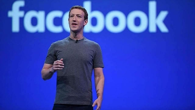 ഫെയ്‌സ്ബുക്കിന് 20ആം പിറന്നാള്‍, ഓര്‍മകള്‍ പങ്കുവെച്ച് സക്കര്‍ബര്‍ഗ്