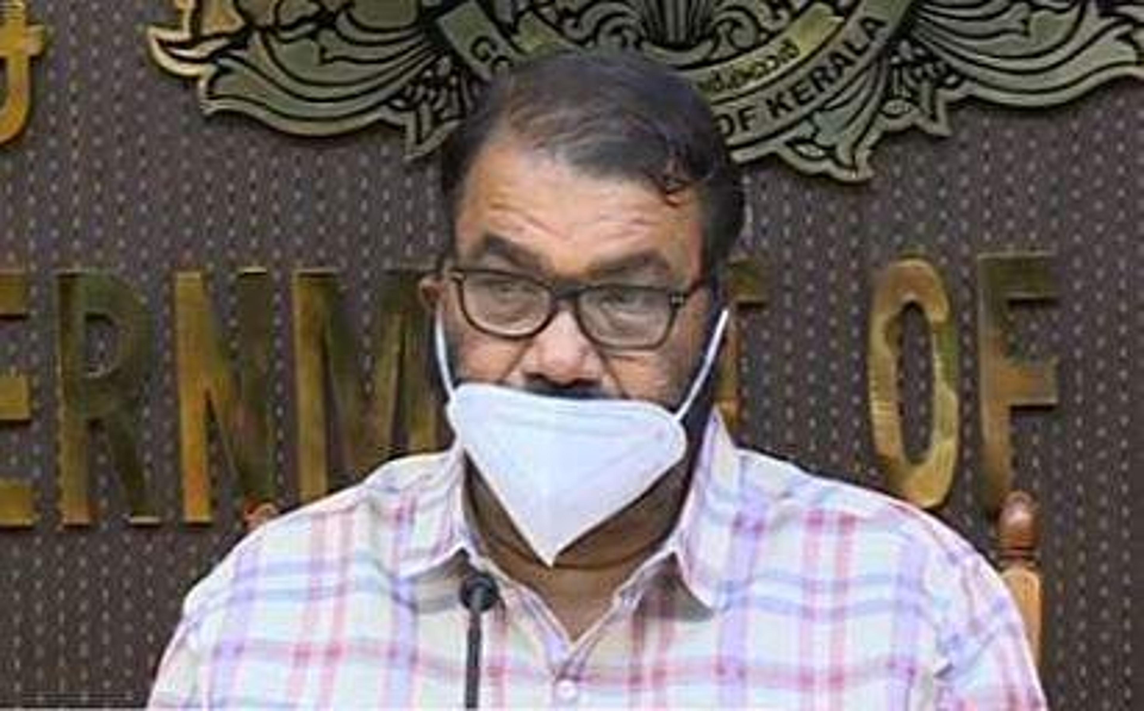 രണ്ട് ഡോസ് വാക്സിന് എടുത്ത രക്ഷിതാക്കള് കുട്ടികളെ സ്കൂളില് വിട്ടാല് മതിയാകും; നിലപാട് വ്യക്തമാക്കി വിദ്യാഭ്യാസ മന്ത്രി; മാര്ഗരേഖ പുറത്തിറക്കി