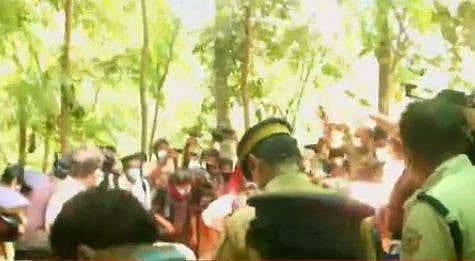 മൃതദേഹത്തിന് മുകളില്‍ കോണ്‍ക്രീറ്റ് ചെയ്തു; അവശിഷ്ടത്തിനൊപ്പം കുരിശും ചെരുപ്പും; ഭാരതിപുരം കൊലപാതകത്തില്‍ കൂടുതല്‍ തെളിവുകള്‍