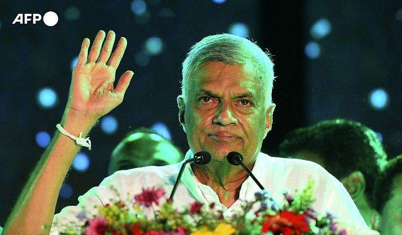 പ്രധാനമന്ത്രിയാകുന്നത് ആറാമത്തെ തവണ; റെനില്‍ വിക്രമസിംഗെ സത്യപ്രതിജ്ഞ ചെയ്തു; ശ്രീലങ്കയില്‍ പുതിയ മന്ത്രിസഭ നാളെ