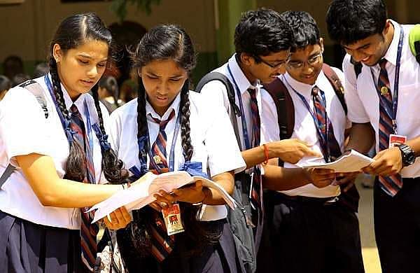 അലോട്ട്‌മെന്റ് ലഭിച്ചവര്‍ ഇന്നു തന്നെ അഡ്മിഷന്‍ ഉറപ്പാക്കണം; പ്ലസ് വണ്‍ ക്ലാസുകള്‍ നാളെ ആരംഭിക്കും