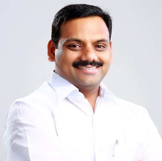 ഡീന് കുര്യാക്കോസ്