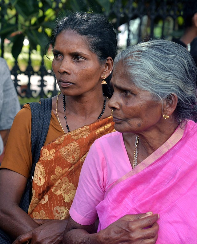 രാജ്കുമാറിന്റെ ഭാര്യയും അമ്മയും