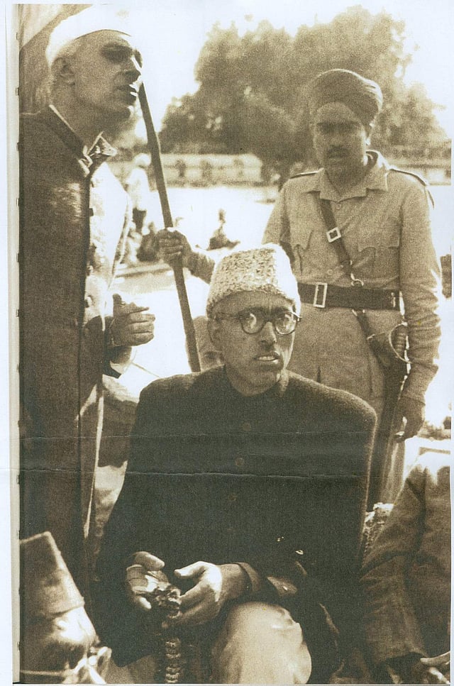 ഷേക് അബ്ദുള്ള, നെഹ്റു (1940കളിലെ ചിത്രം)