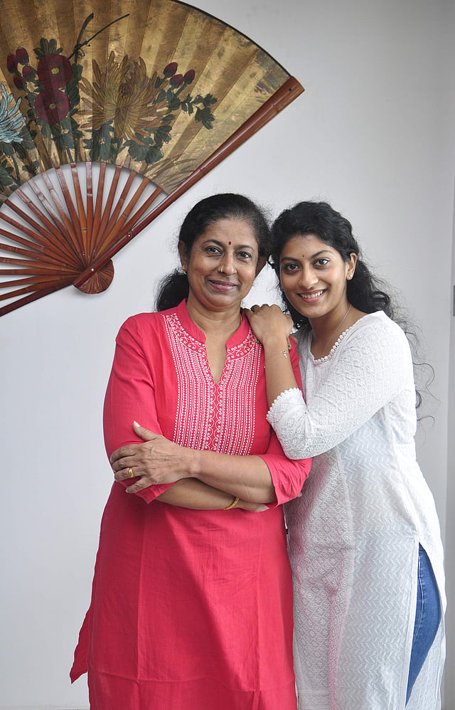 മകൾ ദേവിയ്ക്കൊപ്പം ജലജ/ ഫോട്ടോ: ബിപി ദീപു- എക്സ്പ്രസ്