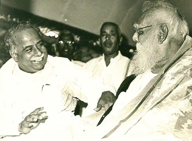 പെരിയാറും അണ്ണാദുരൈയും