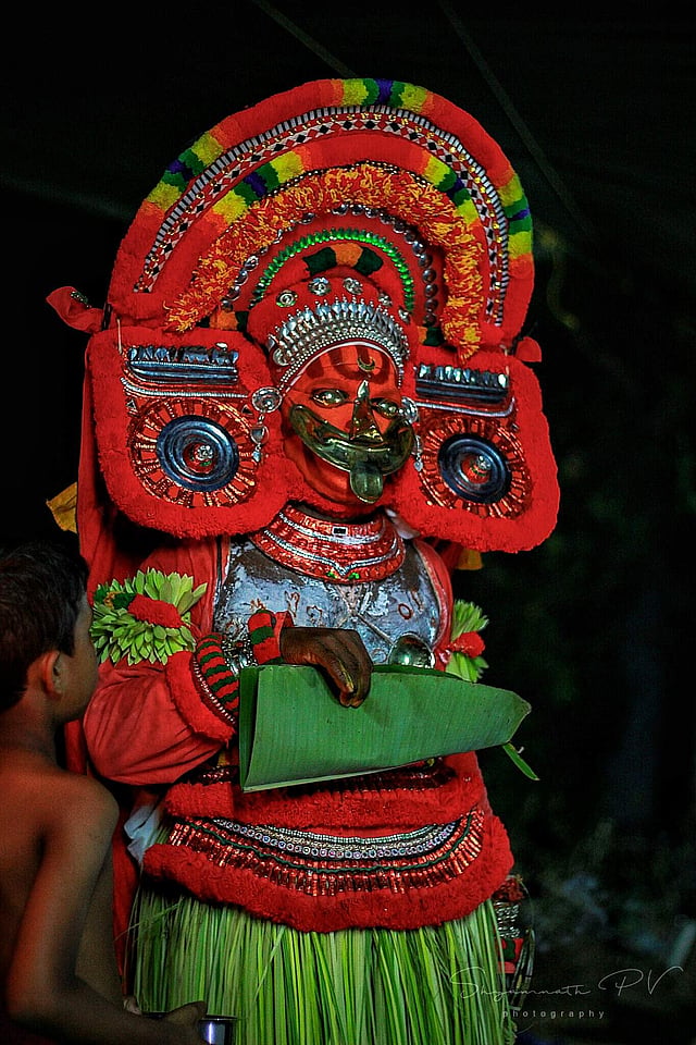 കുറത്തി- വേലന്റെ തെയ്യം