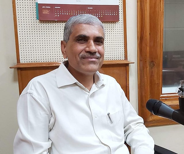 ഡബ്ല്യു ആർ റെഡ്ഡി