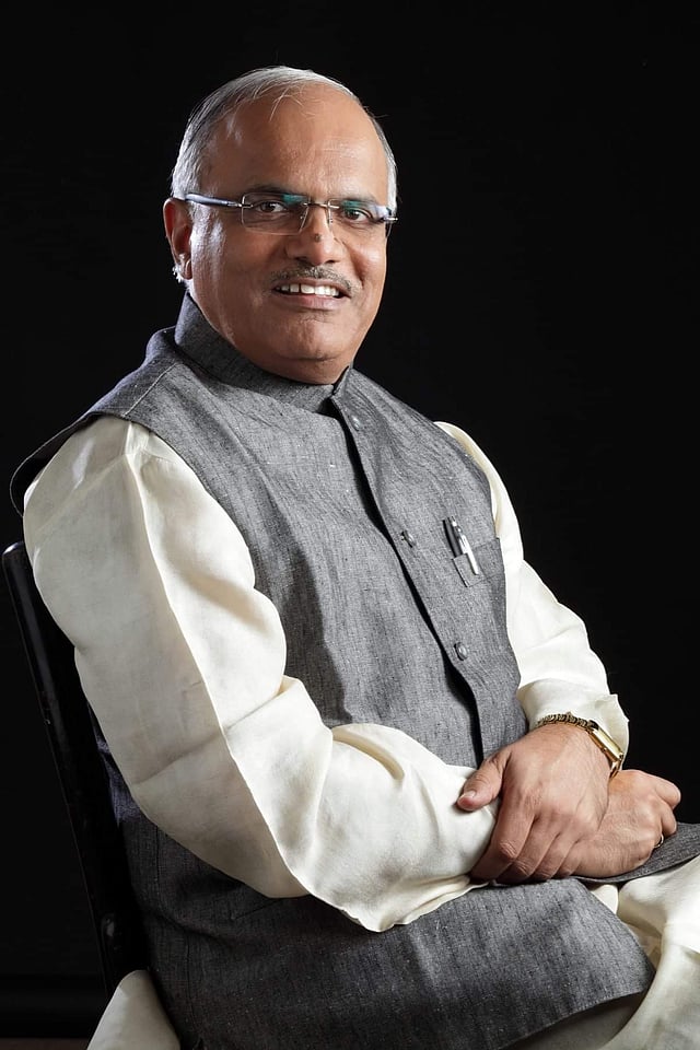 ഡോ. വിനയ് പി സഹസ്രബുദ്ധ
