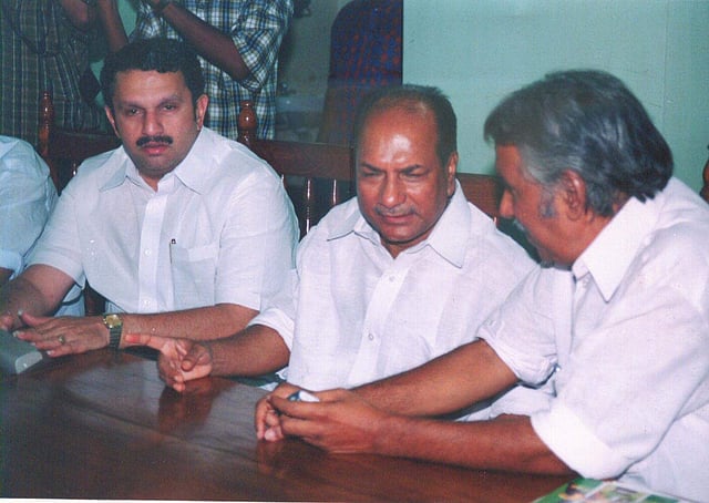 കെ മുരളീധരൻ, എകെ ആന്റണി, ഉമ്മൻ ചാണ്ടി