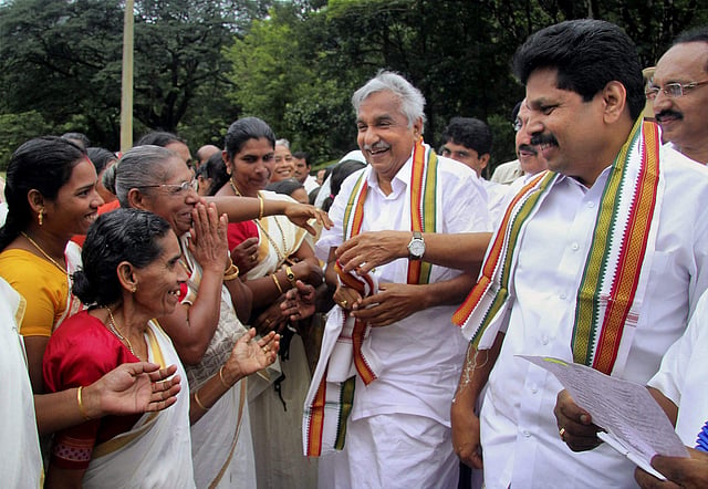 ജനങ്ങൾക്കിടയിൽ
