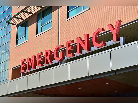 ആക്രമണത്തിന് ശേഷം റോഡില്‍ തള്ളിയ യുവാവ് ഗുരുതരാവസ്ഥയില്‍ ആശുപത്രിയില്‍