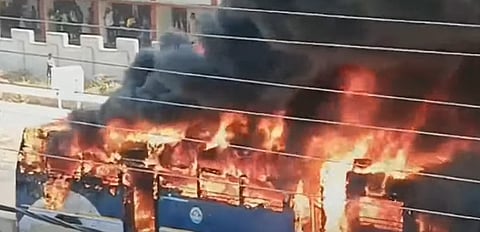 കെഎസ്ആർടിസി ബസിന് തീപിടിച്ചപ്പോൾ