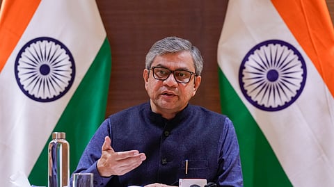 റെയില്‍വേമന്ത്രി അശ്വിനി വൈഷ്ണവ് മാധ്യമങ്ങളോട്