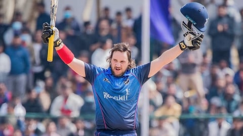  ലോഫ്റ്റി-ഈറ്റണ്‍