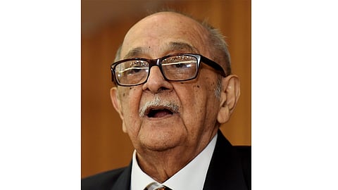 ഫാലി എസ് നരിമാന്‍