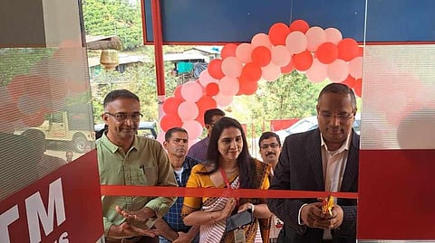 അഡ്വ.ബെന്നി പി തോമസ് ഉദ്ഘാടനം ചെയ്യുന്നു