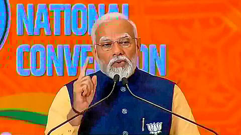  ബിജെപിയുടെ ദേശീയ കണ്‍വെന്‍ഷനില്‍ മോദി സംസാരിക്കുന്നു 