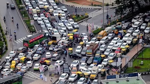 ബംഗളൂരു നഗരം 
