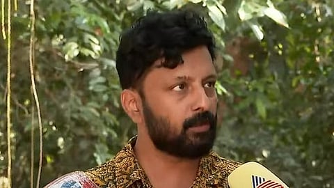 ബി കെ ഹരിനാരായണന്‍