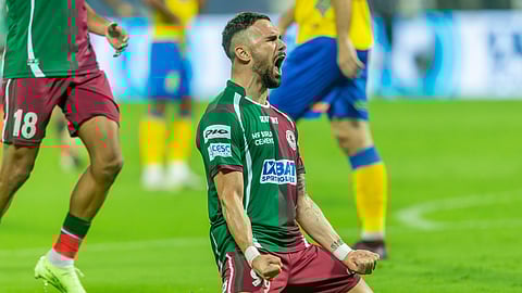  മോഹൻ ബ​ഗാൻ താരങ്ങളുടെ ആഹ്ലാദ പ്രകടനം