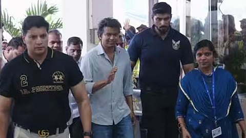 തിരുവനപുരത്ത് വിജയ്ക്ക് ആരാധക വിരുന്ന്