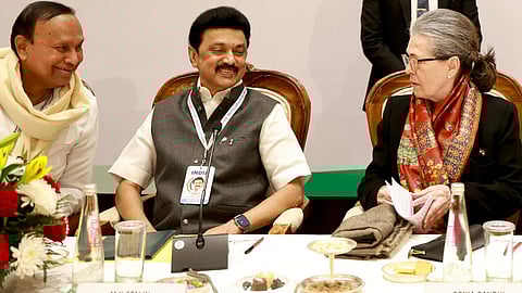 സ്റ്റാലിനും സോണിയാ​ഗാന്ധിയും  