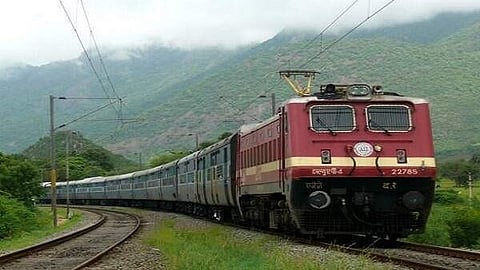 പരശുറാം എക്സ്‌പ്രസ് ഒന്നര മണിക്കൂർ വൈകും; ട്രെയിൻ സമയത്തിൽ മാറ്റം