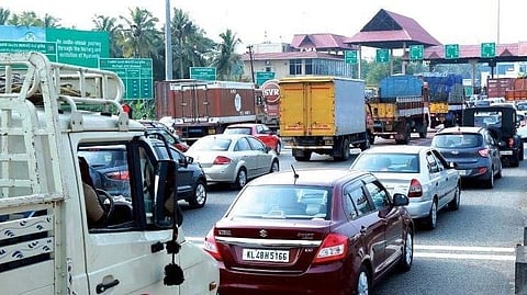 മാർച്ച് 15നകം  മറ്റൊരു ബാങ്കിൽ നിന്ന് പുതിയ ഫാസ്ടാഗ് എടുക്കാൻ നിർദേശം