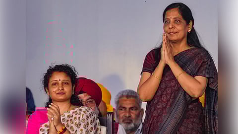 ശക്തിപ്രകടനമായി ഇന്ത്യാ മുന്നണിയുടെ മഹാറാലി; 'പുതിയ ഇന്ത്യ പടുത്തുയര്‍ത്തും'; ജയിലില്‍ നിന്നും കെജരിവാളിന്റെ സന്ദേശം